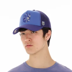 CLEAN LOGO MESH BACK TRUCKER CURVED VISOR IN VINTAGE PURPLE
