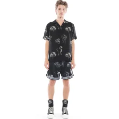 MESH SHORTS IN THORNS