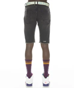 ROCKER SHORT STRETCH W/ BELT IN JET BLACK