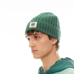 SHIMUCHAN LOGO KNIT HAT IN VINTAGE GREEN